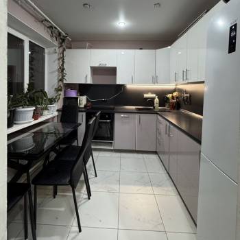 Продается 3-х комнатная квартира, 65,2 м²