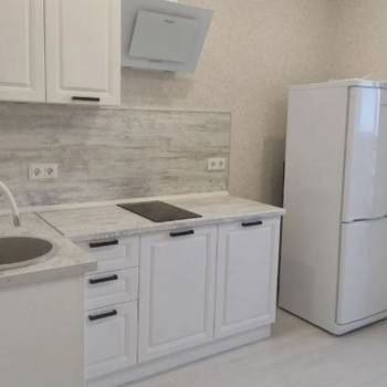 Продается 1-комнатная квартира, 37 м²