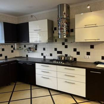 Сдается Дом, 180 м²