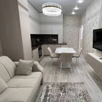 Сдается 1-комнатная квартира, 43 м²