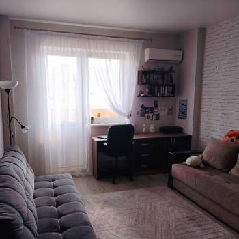 Продается 2-х комнатная квартира, 80 м²