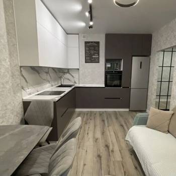 Продается 2-х комнатная квартира, 61 м²