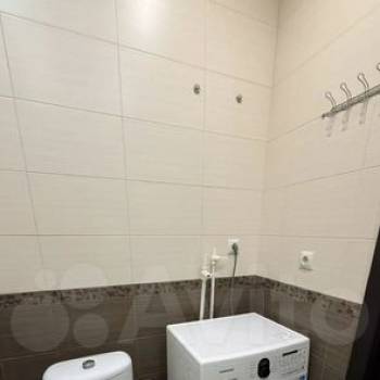 Продается 1-комнатная квартира, 44 м²