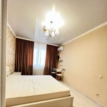 Продается 2-х комнатная квартира, 76 м²