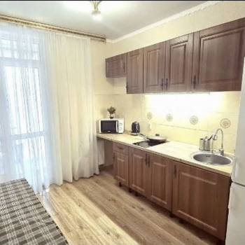 Сдается 1-комнатная квартира, 43 м²