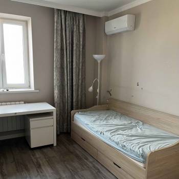 Сдается Многокомнатная квартира, 64 м²