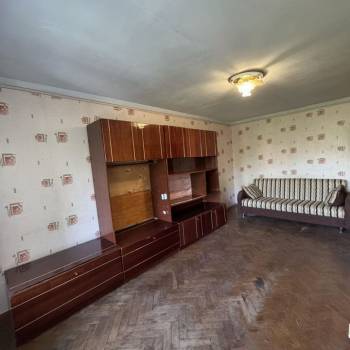 Продается 1-комнатная квартира, 31,9 м²