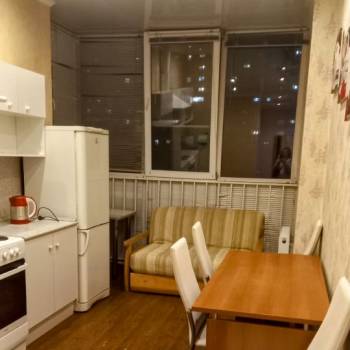 Продается 1-комнатная квартира, 40,7 м²