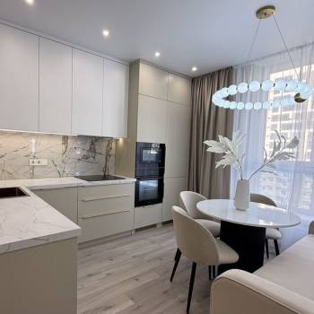 Продается 1-комнатная квартира, 39 м²