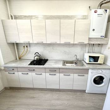Сдается 1-комнатная квартира, 55 м²