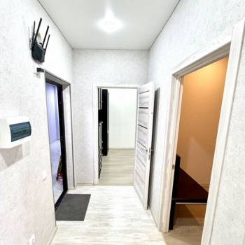 Сдается 1-комнатная квартира, 55 м²