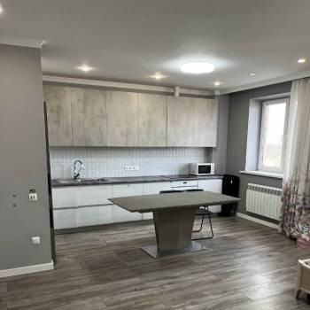 Сдается 2-х комнатная квартира, 64 м²