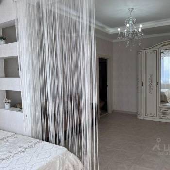 Сдается 1-комнатная квартира, 50 м²