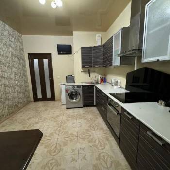 Продается 2-х комнатная квартира, 72 м²