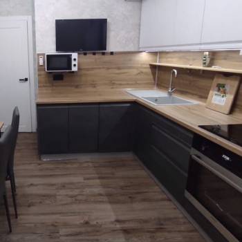 Сдается 2-х комнатная квартира, 63 м²