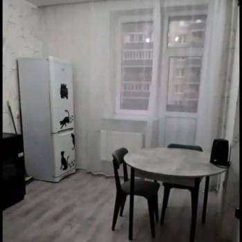 Сдается 1-комнатная квартира, 41 м²