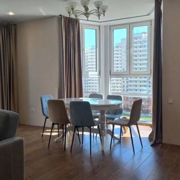 Продается 3-х комнатная квартира, 109 м²