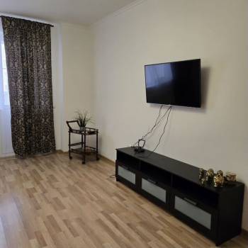 Сдается 2-х комнатная квартира, 76,3 м²