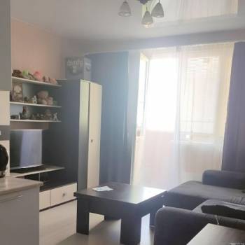 Продается 1-комнатная квартира, 40,4 м²