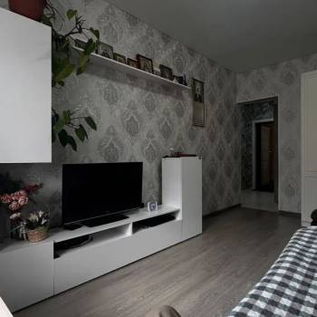 Продается 1-комнатная квартира, 32 м²