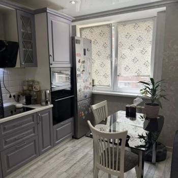 Продается 1-комнатная квартира, 40 м²