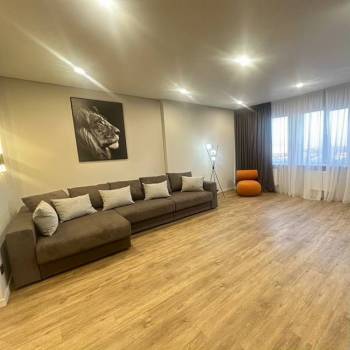 Сдается Многокомнатная квартира, 109 м²