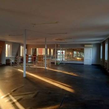Сдается Нежилое помещение, 300 м²