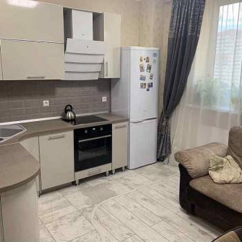 Сдается 2-х комнатная квартира, 64 м²