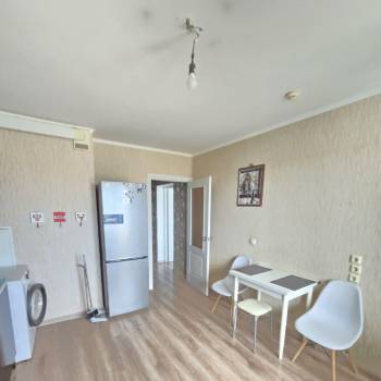 Сдается 1-комнатная квартира, 43,9 м²