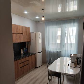 Продается 1-комнатная квартира, 39 м²