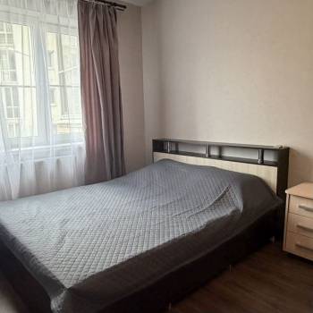 Сдается 1-комнатная квартира, 43 м²