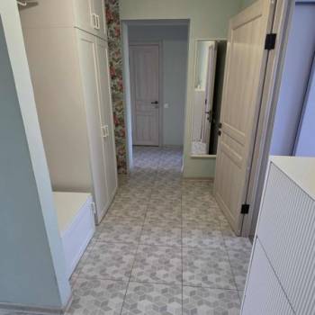 Продается Многокомнатная квартира, 75,9 м²