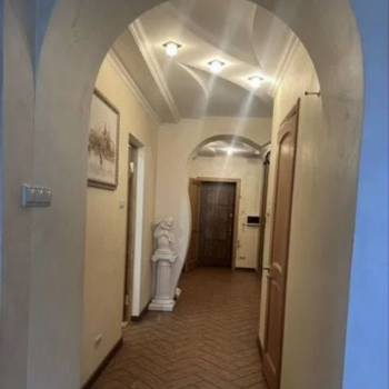 Продается 3-х комнатная квартира, 106 м²