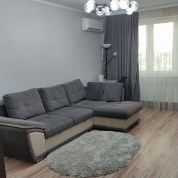 Сдается 1-комнатная квартира, 42 м²