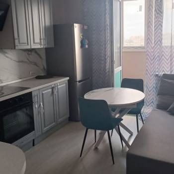 Сдается 1-комнатная квартира, 37 м²