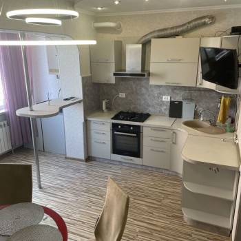 Сдается 1-комнатная квартира, 46 м²