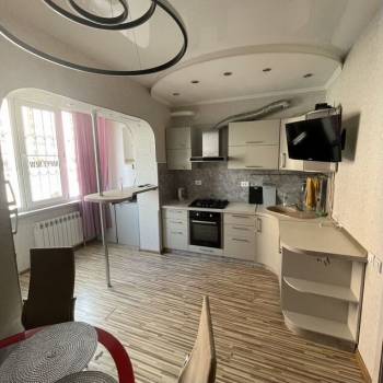 Сдается 1-комнатная квартира, 46 м²