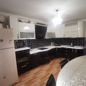 Сдается 2-х комнатная квартира, 61 м²