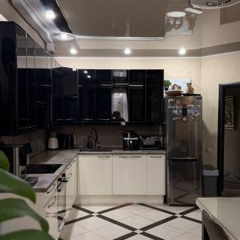 Продается 2-х комнатная квартира, 93,5 м²
