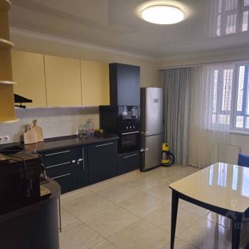 Продается 3-х комнатная квартира, 119,9 м²