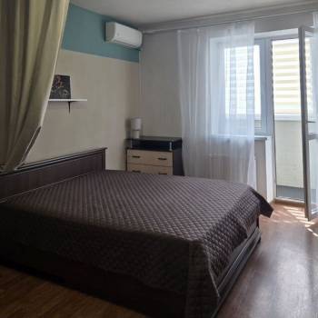 Сдается 1-комнатная квартира, 48 м²