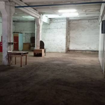 Сдается Нежилое помещение, 400 м²