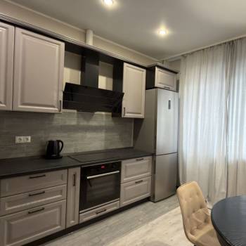 Сдается 1-комнатная квартира, 45 м²