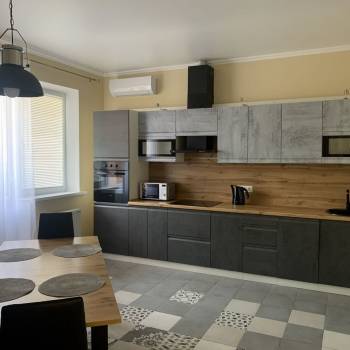 Сдается Многокомнатная квартира, 110 м²