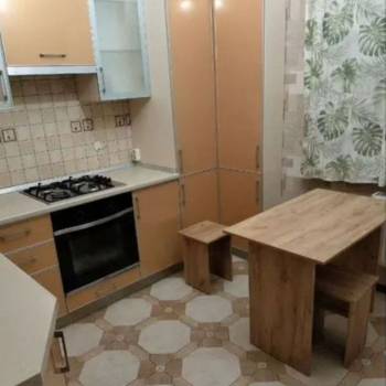 Сдается 1-комнатная квартира, 44 м²