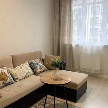 Сдается 1-комнатная квартира, 35 м²
