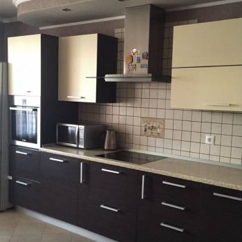 Сдается 2-х комнатная квартира, 72 м²