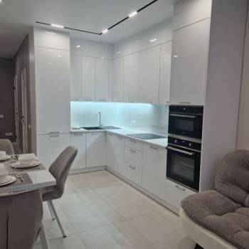 Сдается 2-х комнатная квартира, 70 м²