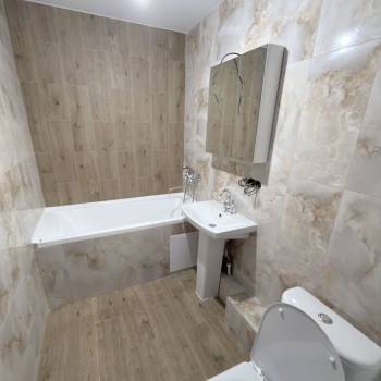 Продается 1-комнатная квартира, 38 м²