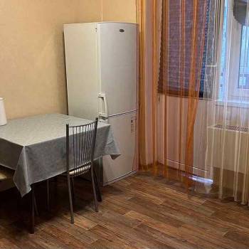 Сдается 1-комнатная квартира, 37,6 м²